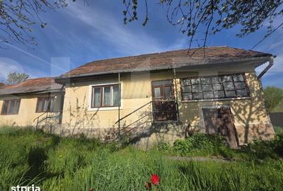 Casă cu 4 camere cu Teren 1210 Mp în Valea Crișului
