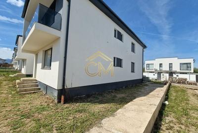 Duplex cu 3 camere cu Canalizare în Arhitecților - Calea Cisnădiei - 1