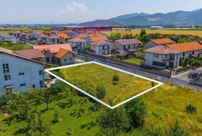 Teren Construcții intravilan de 885 mp, în Central - 4