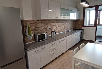 Inchiriere apartament 2 cam, 2 bai, parcare, mobilat,93 mp Prelungirea Ghencea - 2