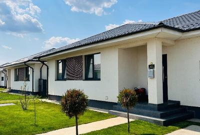 Casă cu 4 camere cu Teren 510 Mp în Balotești - 14