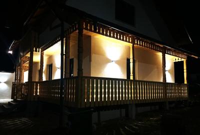 Casa de  vis la tara - vedere panoramica - living 60 mp - in inima  Cacicai - 6