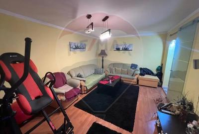 Apartament cu 4 camere decomandat în Central - 9