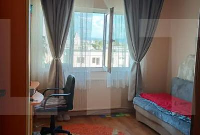 Apartament cu 3 camere decomandat, mobilat în Ciucului