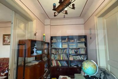 Casă cu 5 camere cu Teren 382 Mp în Republicii - 10