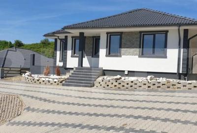 Casa pe un nivel, 138 mp utili, curte privata-Corunca - 4