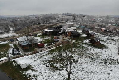 Locatie cu balta de pescuit si cabanute din lemn de vanzare , la 40 km de Timisoara - 5