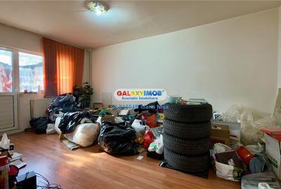 Apartament cu 3 camere decomandat, mobilat în Titan - 11