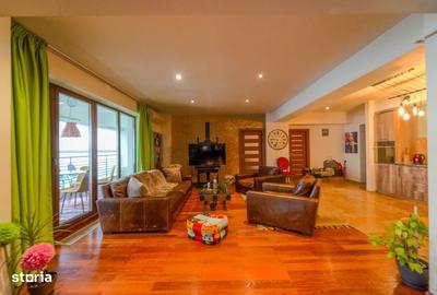Apartament cu 3 camere în Central