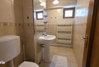 Apartament cu 4 camere în Văcăresti - 3