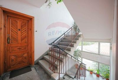Apartament decomandat cu 3 camere, 70 mp, de vanzare - Zona Cantemir - 25