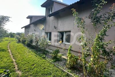Casa noua 3 camere 300 mp anexe teren liber 1550 mp Margineni - 2