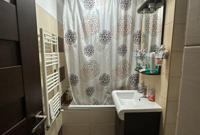 Apartament cu 3 camere decomandat în Lipovei - 8