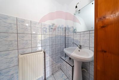 Casa si Spatiu comercial, centru in Sacele! - 15