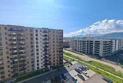 Apartament cu 2 camere decomandat, mobilat în Tractorul - 1