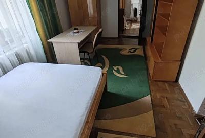 Apartament cu 3 camere decomandat în Hala Centrală - 1