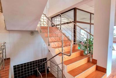 Spațiu comercial, de 282 mp, în Florești - 2