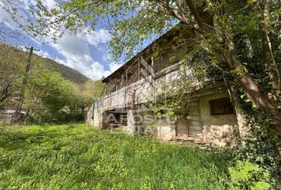 Casă individuală cu 2 camere cu Teren 725 Mp în Toplița - 1