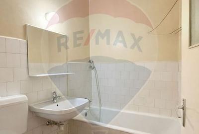 Apartament cu 2 camere semidecomandat în 1 Mai - 10