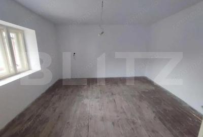 Casă cu 2 camere cu Teren 200 Mp în Central - 6