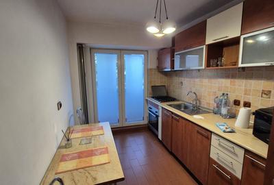 Apartament cu 3 camere - Stefan cel Mare - bloc an 1979 - 5