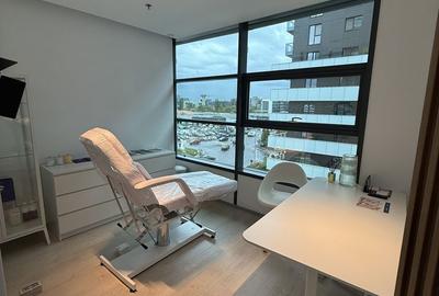 Spațiu comercial, de 239.91 mp, în Central - 1