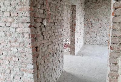 Casă cu 2 camere în Central