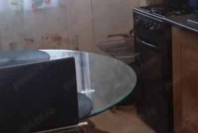 Ap 2 camere decomandat,cu terasa generoasa ?i bucatarie inchisa,zona exclusiv de case - 5