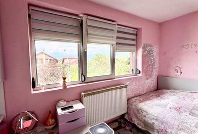Casă individuală cu 8 camere cu Canalizare în Apărătorii Patriei - 11