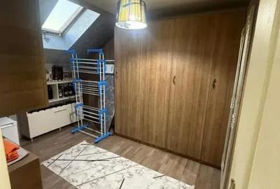 Apartament cu 4 camere decomandat în Central - 2
