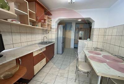 Apartament cu 3 camere de inchiriat in Blaj - 3