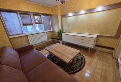 Apartament cu 4 camere decomandat în Popoveni - 2