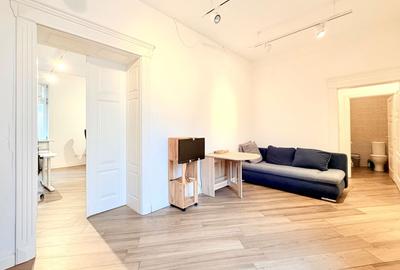 Birou, de 63.630001068115 mp, în P-ța Unirii - 1