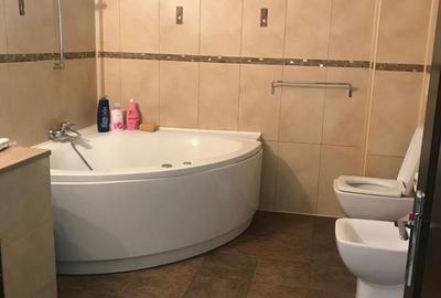 Casă cu 5 camere cu Teren 600 Mp în Ultracentral - 1