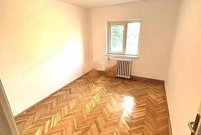 Apartament cu 4 camere decomandat în Complex Studențesc - 6