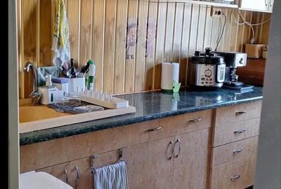 Apartament cu 3 camere semidecomandat în Central - 8