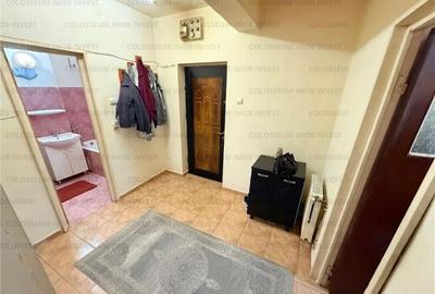 Apartament 2 camere, decomandat - zona Racadau - 1