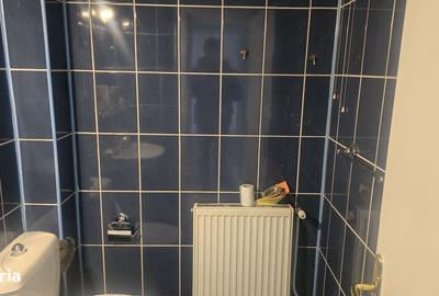 Spațiu comercial, de 74 mp, în Central - 6