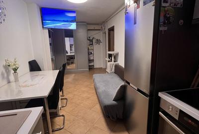 Apartament cu 3 camere decomandat în Central - 3