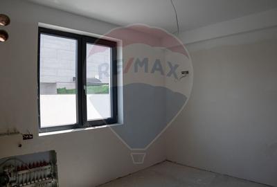 Oferta -vanzare vile duplex recent construite, 4 camere, P+2 Etaje - 18