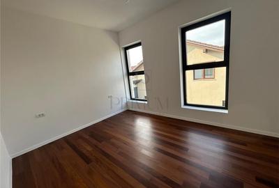 Duplex cu 5 camere cu Teren 330 Mp în Săcălaz - 5