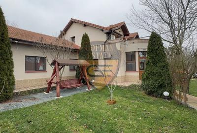 Casa 8 camere Poiana , 169 mp, deschidere 34 mp, Teren de 1000 mp, centrala gaze - 20