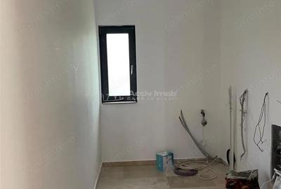 Casă cu Teren 8000 Mp în Câmpuri - 16