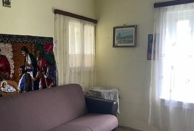 Casă cu 6 camere cu Teren 2597 Mp în Central - 10