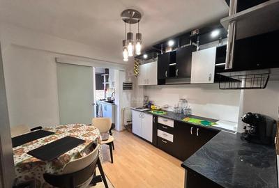 Apartament cu 3 camere semidecomandat în Central - 12