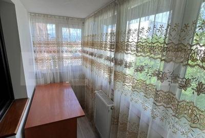 Apartament 3 camere decomandat, 73 mp - zona 9 Mai - 5