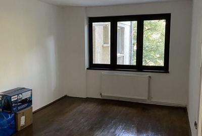 De vanzare - Apartament 2 camere, ultracentral - Zona Fata pe Valuri - 2
