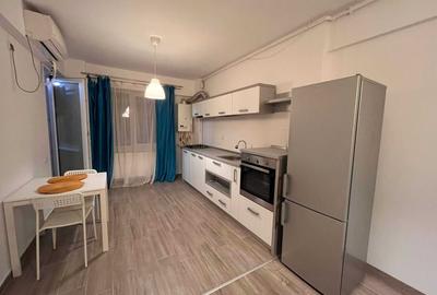 Apartament cu 2 camere decomandat, mobilat în Păcii