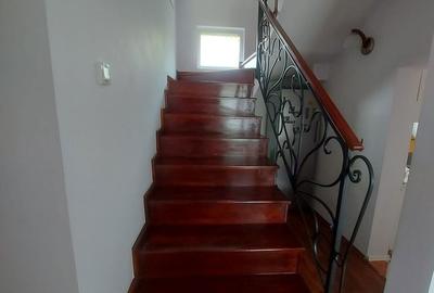 Casă cu 6 camere cu Teren 390 Mp în Micro 3 - 20