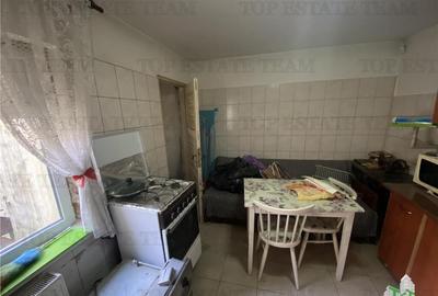 Casă cu 3 camere cu Teren 200 Mp în Central - 3